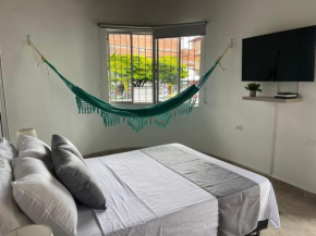 Apartamento laureles con balcón